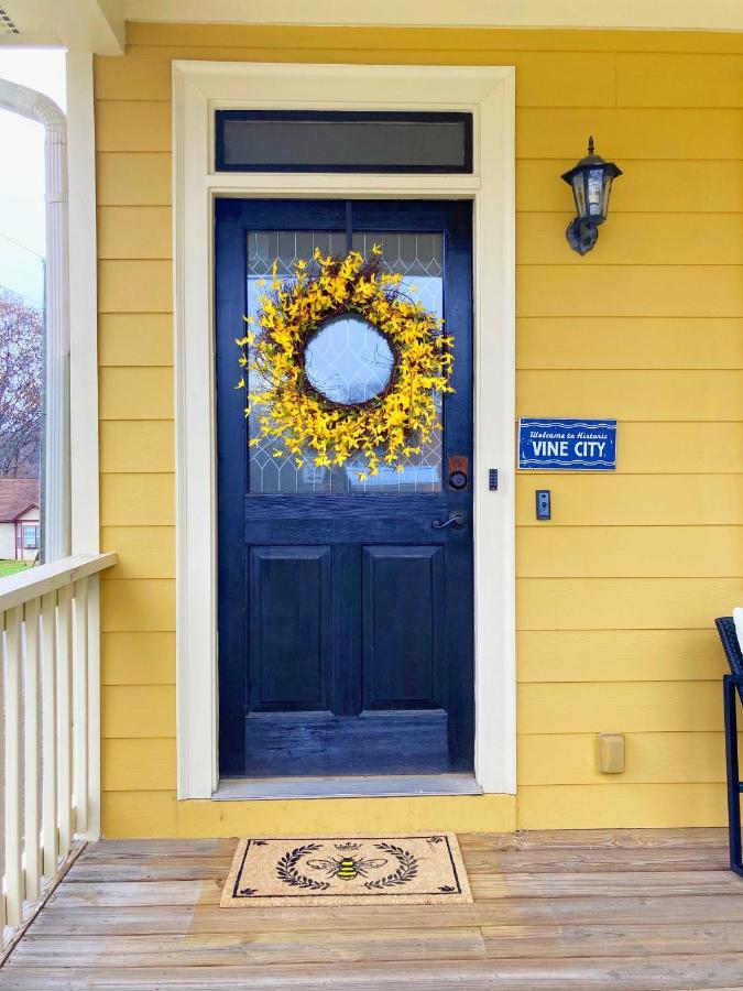 Vine City Bee Hive Atlanta Exterior photo